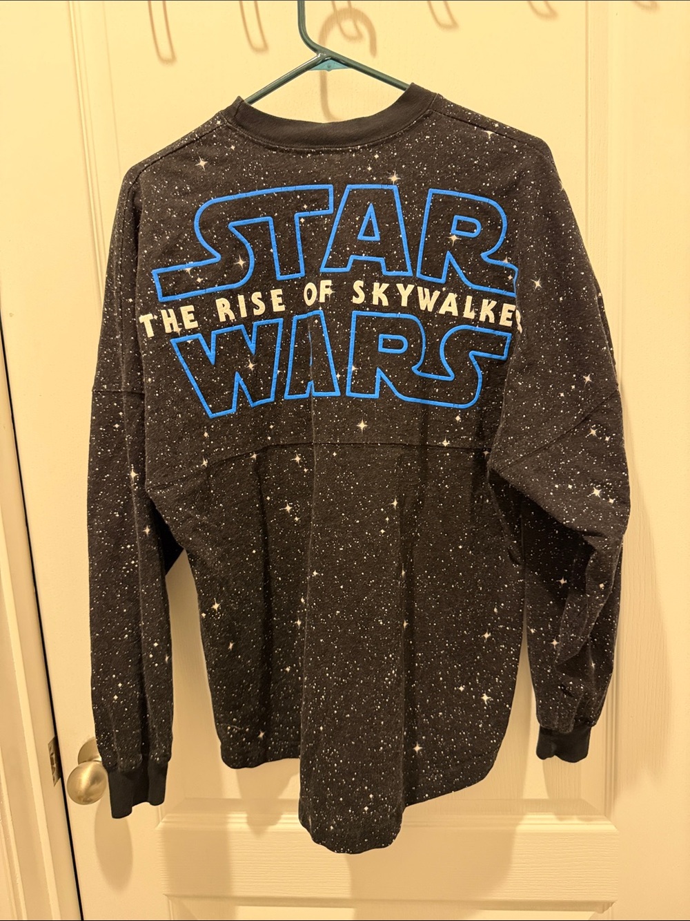 Disney’s Star Wars rise of Skywalker jersey size medium